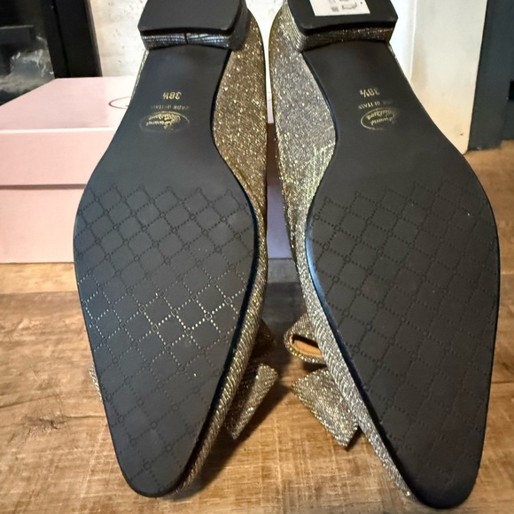 Shimmering Bow Detail Flats - Picture 5 of 12